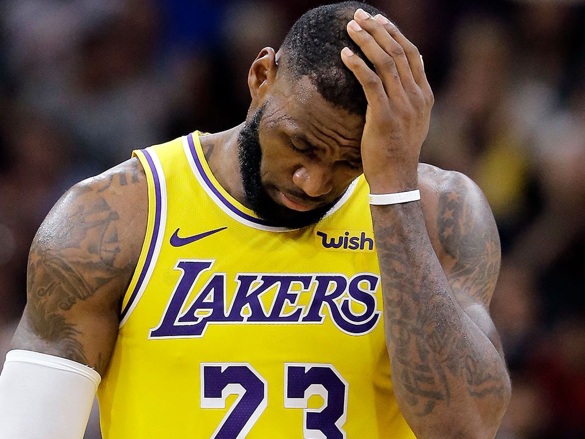 Lakers suddenly have a deep roster to pick up the slack when the stars struggle
