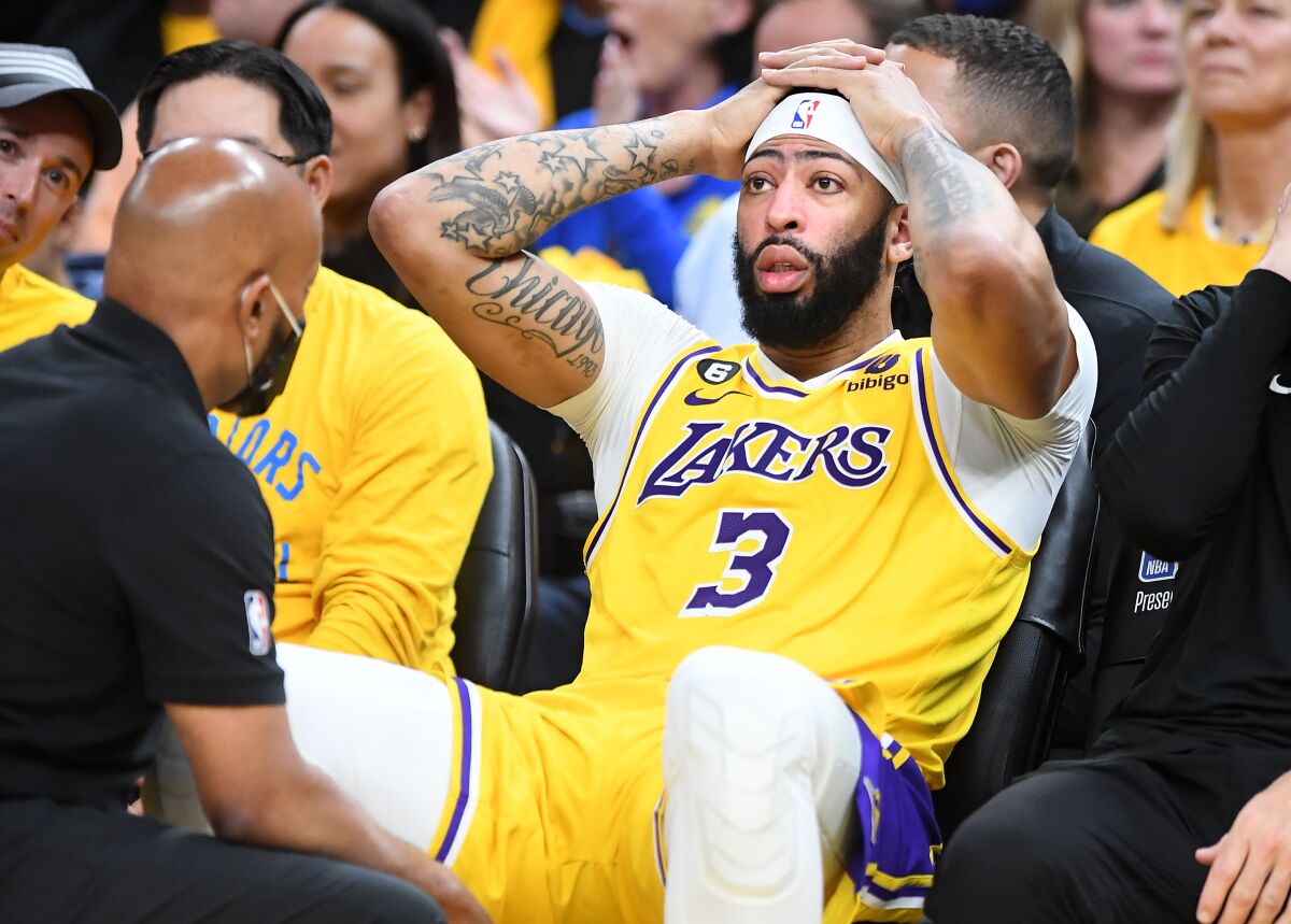 Lakers coach Ham expects Anthony Davis to play in Game 6 vs Warriors