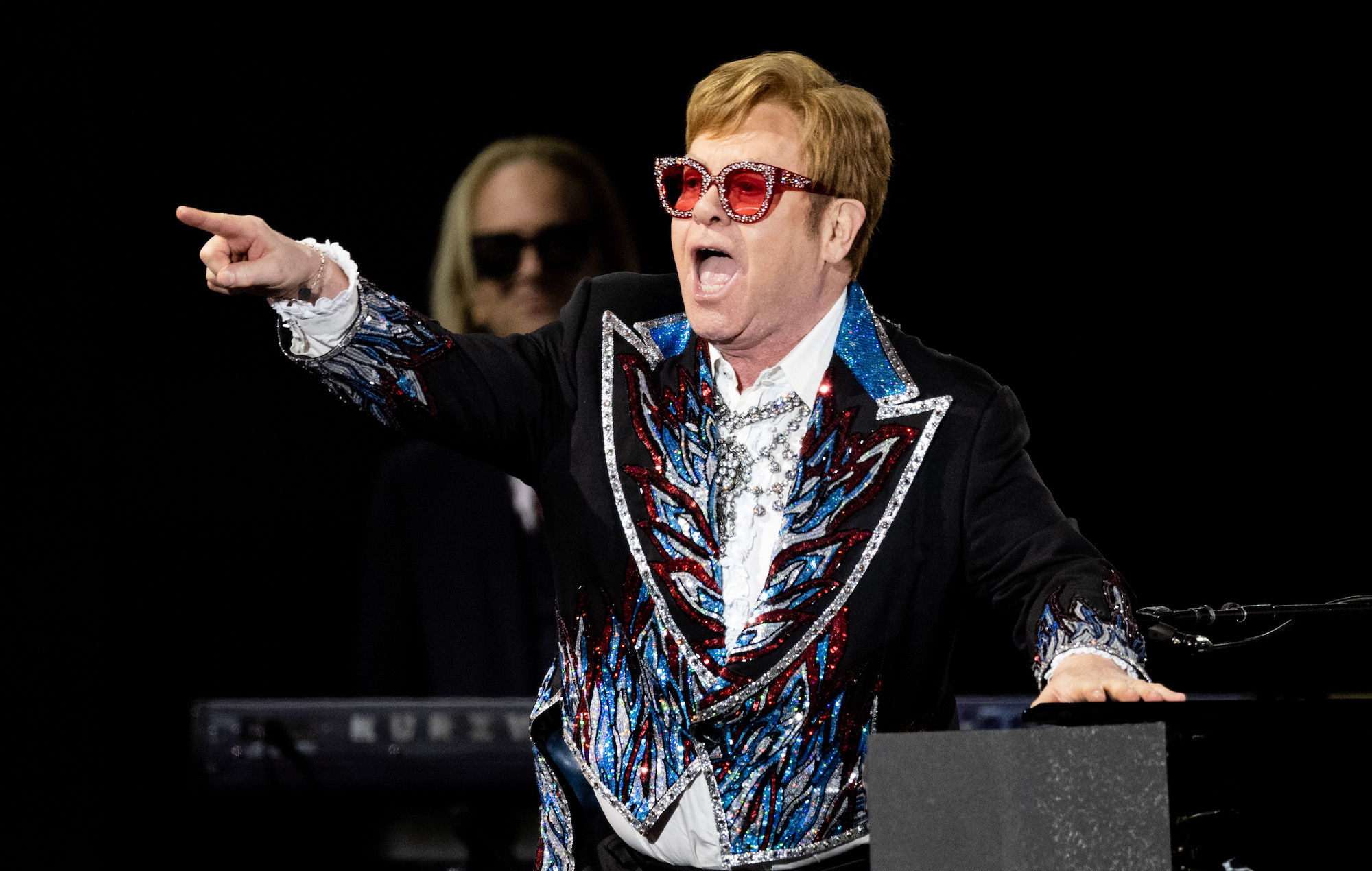Elton John Ends Farewell Tour with Powerful Performance of “Goodbye Yellow Brick Road”