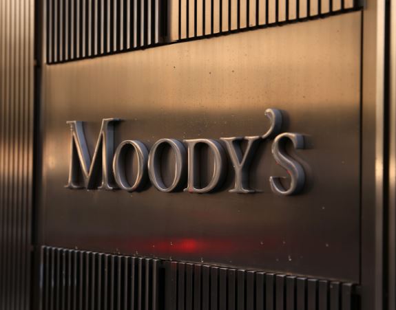 Moody’s Corporation Review – Distracted Driving Assessment – Current Grade F