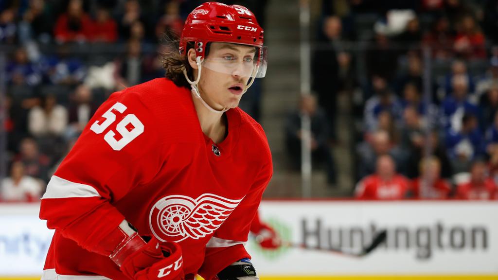 Bruins acquire winger Tyler Bertuzzi in trade with Red Wings