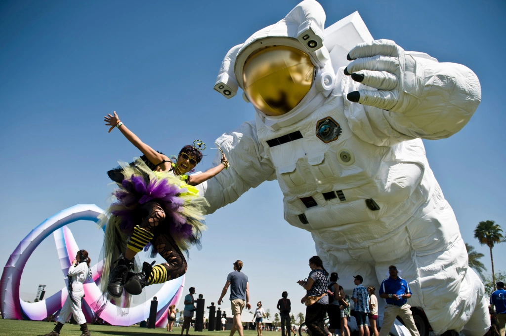 Coachella 2023 art: The stories behind the robots, flowers and other installations