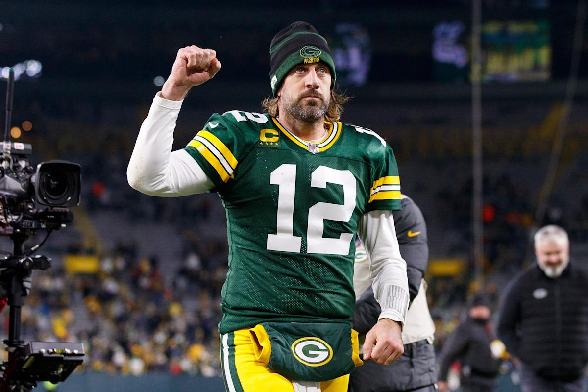 Aaron Rodgers wins fourth NFL MVP award, putting him behind only Peyton Manning for most by any player