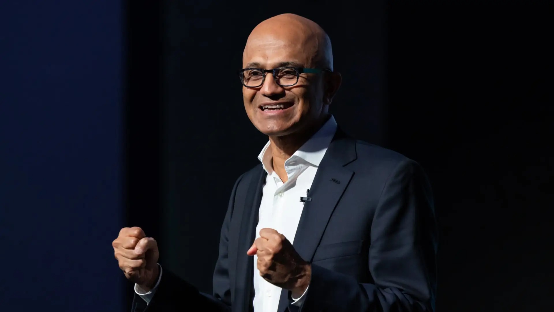 Microsoft-offers-lackluster-guidance_-says-new-business-growth-slowed-in-December