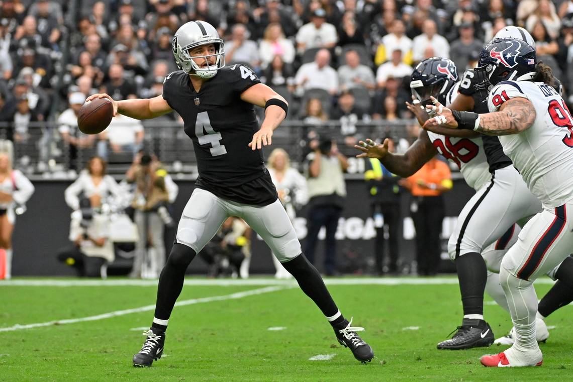 Qb Derek Carr Says Goodbye To Raider Nation Onmyway Mobile App User News Onmyway